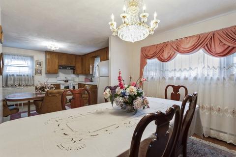 23 Arlington St, Everett, MA 02149 photo 9