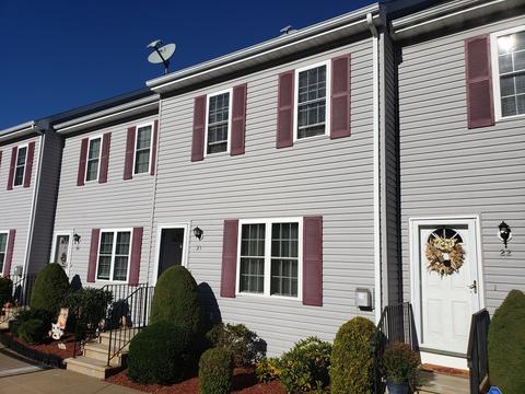 5239 N Main St #21, Fall River, MA 02720 photo 1