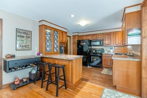 60 Dascomb Rd, Andover, MA 01810 photo 3