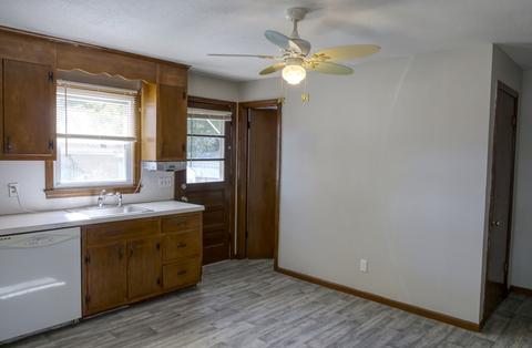 161 Oklahoma St, Springfield, MA 01104 photo 11