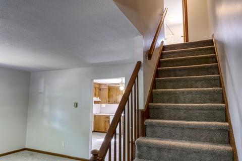 161 Oklahoma St, Springfield, MA 01104 photo 13
