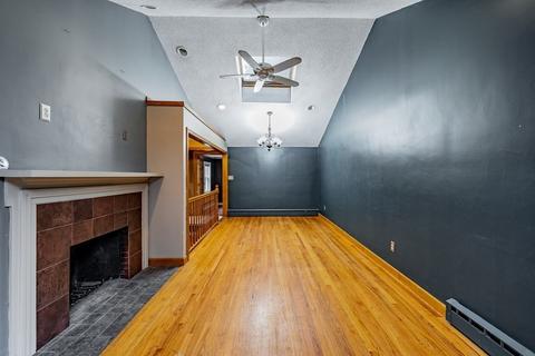 110 Talbot Rd, Springfield, MA 01119 photo 3