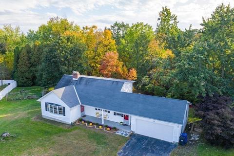 23 Dragon Cir, Easthampton, MA 01027 photo 4