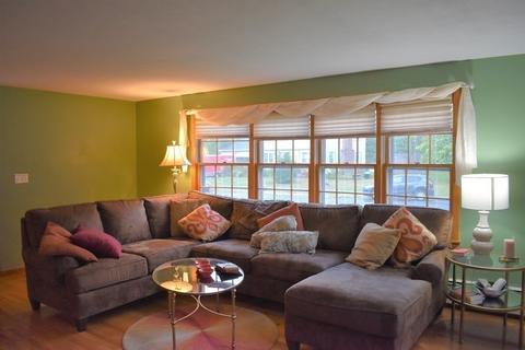 23 Dragon Cir, Easthampton, MA 01027 photo 9