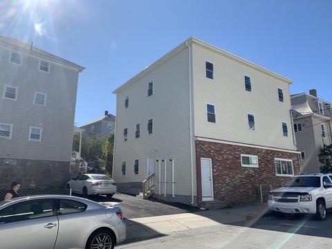 21 Tecumseh St, Fall River, MA 02721 photo 2