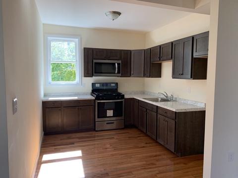 21 Tecumseh St, Fall River, MA 02721 photo 11