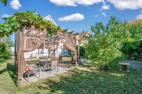 13 Baptist Ave, Chicopee, MA 01013 photo 8