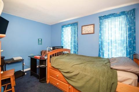15 Muzzy St, Chicopee, MA 01020 photo 36