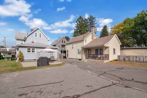 15 Muzzy St, Chicopee, MA 01020 photo 7