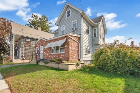 15 Muzzy St, Chicopee, MA 01020 photo 3