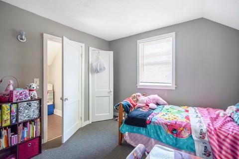15 Muzzy St, Chicopee, MA 01020 photo 16
