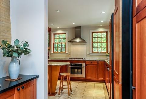 121 Haven St, Dedham, MA 02026 photo 4