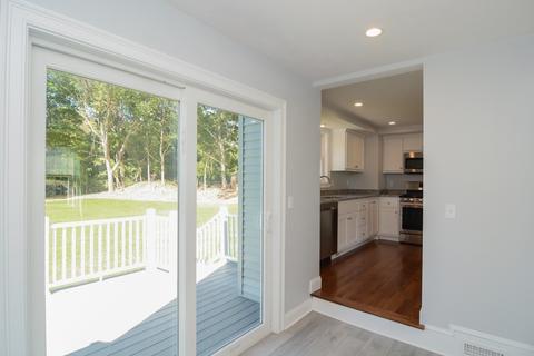 135 Colburn St, Dedham, MA 02026 photo 9