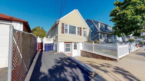 21 Chisholm St, Everett, MA 02149 photo 2