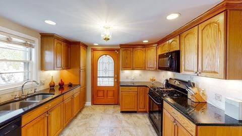 21 Chisholm St, Everett, MA 02149 photo 11