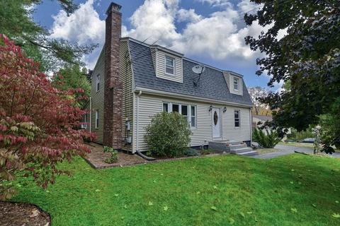 2 Picadilly St, Upton, MA 01568 photo 1