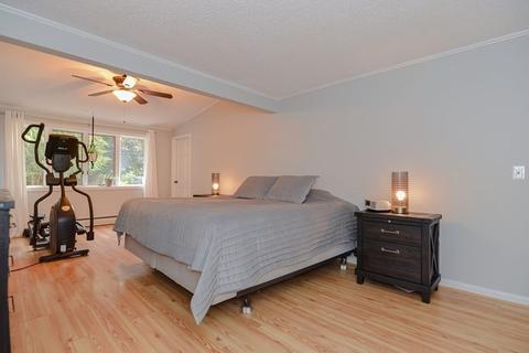 2 Picadilly St, Upton, MA 01568 photo 14