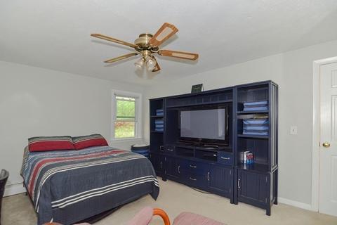 2 Picadilly St, Upton, MA 01568 photo 18