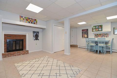 2 Picadilly St, Upton, MA 01568 photo 29