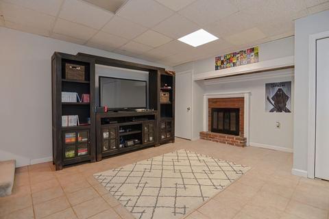 2 Picadilly St, Upton, MA 01568 photo 28
