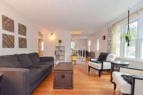 2 Picadilly St, Upton, MA 01568 photo 7