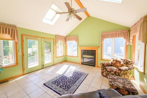 22 Clark Ln, Easthampton, MA 01027 photo 19