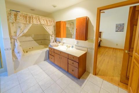 22 Clark Ln, Easthampton, MA 01027 photo 39