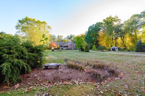 22 Clark Ln, Easthampton, MA 01027 photo 10