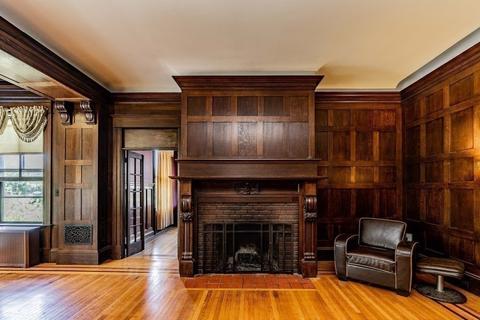220 Maple St, Springfield, MA 01105 photo 9