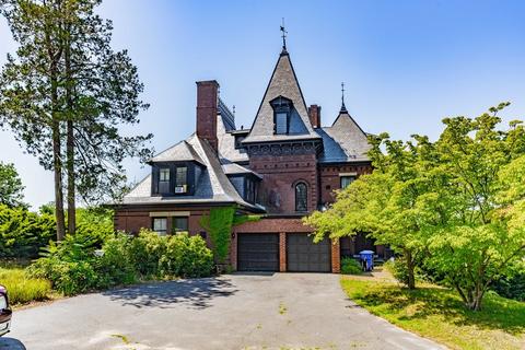 220 Maple St, Springfield, MA 01105 photo 1