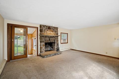 5 Maple St, Mendon, MA 01756 photo 15