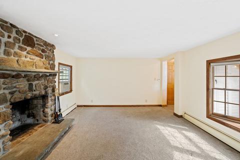 5 Maple St, Mendon, MA 01756 photo 16