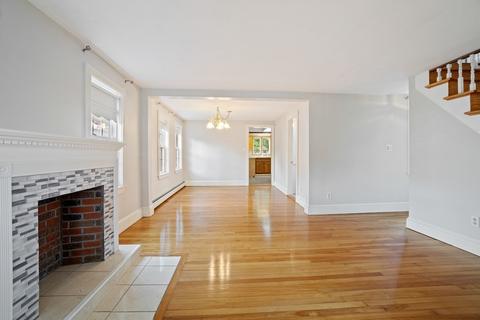 5 Maple St, Mendon, MA 01756 photo 6