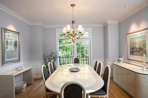 8 Pine St, Weston, MA 02493 photo 11