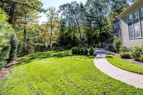 8 Pine St, Weston, MA 02493 photo 25