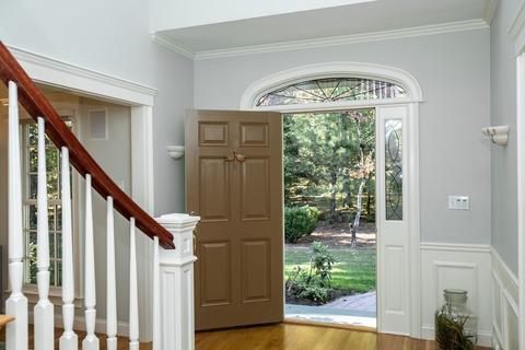 8 Pine St, Weston, MA 02493 photo 3