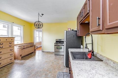 92 Meadow St, Chicopee, MA 01013 photo 23