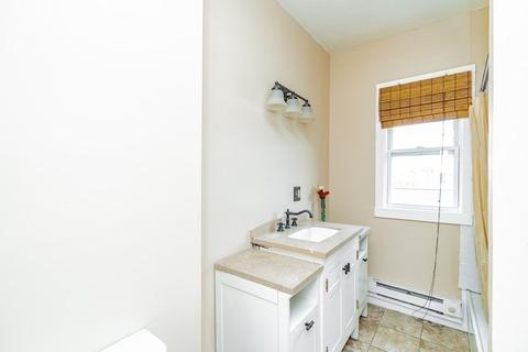 92 Meadow St, Chicopee, MA 01013 photo 33