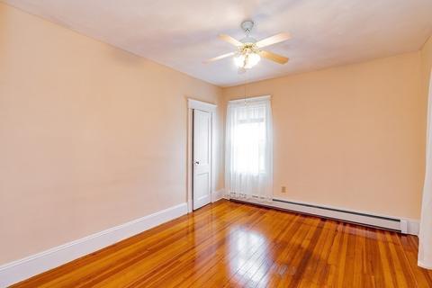 92 Meadow St, Chicopee, MA 01013 photo 17