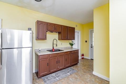 92 Meadow St, Chicopee, MA 01013 photo 24