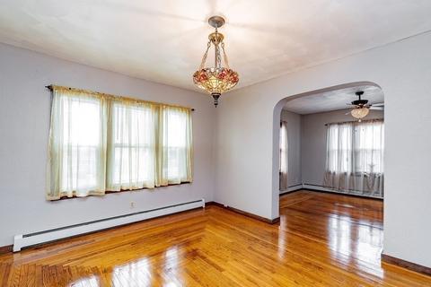 92 Meadow St, Chicopee, MA 01013 photo 12