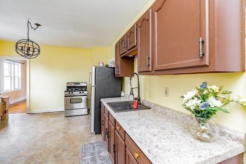 92 Meadow St, Chicopee, MA 01013 photo 22