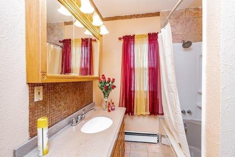 92 Meadow St, Chicopee, MA 01013 photo 18