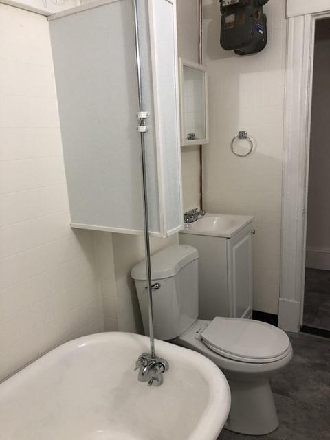 1035 Berkshire Ave, Springfield, MA 01151 photo 9