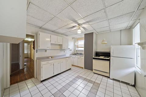 30 Curve St, Dedham, MA 02026 photo 3