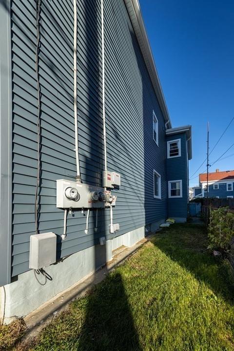 15 Almy St, Fall River, MA 02720 photo 22