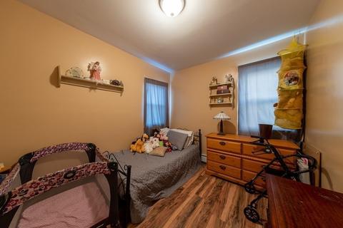 15 Almy St, Fall River, MA 02720 photo 12