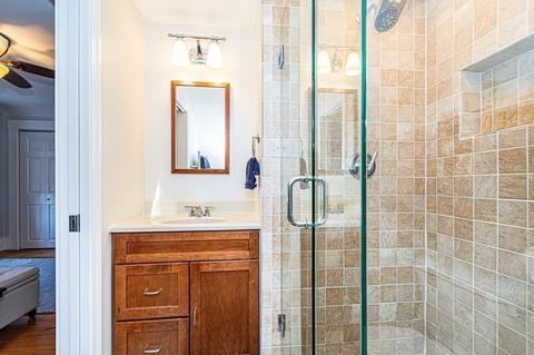 14 Warren Ave, Reading, MA 01867 photo 20