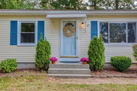 67 Aspen Rd, Springfield, MA 01128 photo 2