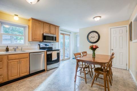 67 Aspen Rd, Springfield, MA 01128 photo 4